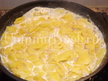 Вареный картофель, тушеный в молоке - шаг 5