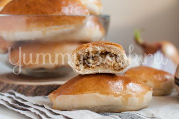 Пирожки с грибами, сыром и пшенной крупой - шаг 11
