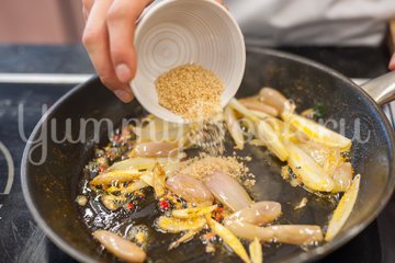 Куриное филе в манговом соусе - шаг 4