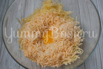 Драники с сыром в духовке - шаг 3