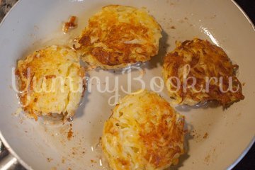 Драники с сыром в духовке - шаг 5