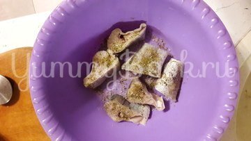 Минтай с овощами на сковороде - шаг 2