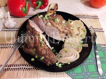 Запечённая свинина, маринованная в пиве с яблоками и овощами - шаг 10