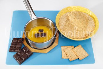 Кокосовый десерт с ягодами - шаг 1
