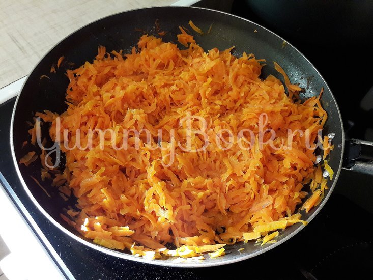 Картофельные зразы с куриным филе и морковью - шаг 3