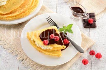 Блины с крем-сыром и шоколадом - шаг 7