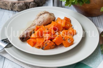 Куриные окорочка, запеченные с тыквой - шаг 4