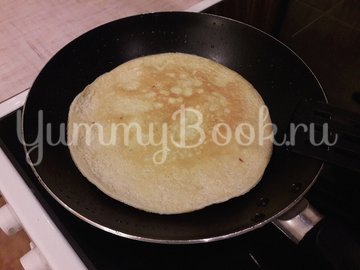 Лёгкий суп с куриными фрикадельками и яичной "лапшой" - шаг 4