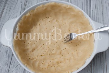 Пирог с вишнёвой начинкой - шаг 5