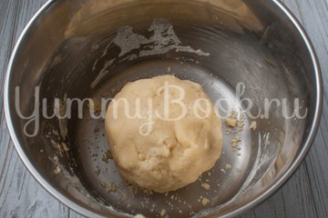 Пирог с вишнёвой начинкой - шаг 2