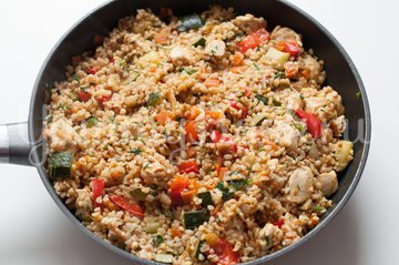 Булгур с курицей и овощами - шаг 7