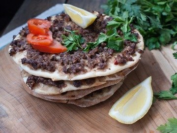 Турецкая пицца лахмаджун