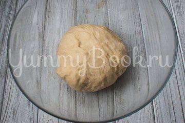 Пасхальные булочки-кролики - шаг 3