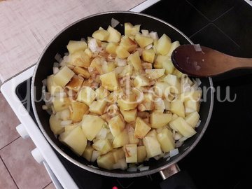 Картофель с соевым соусом и кунжутом - шаг 5