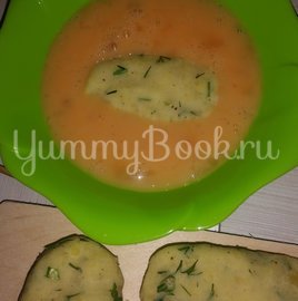 Картофельные бомбочки - шаг 8