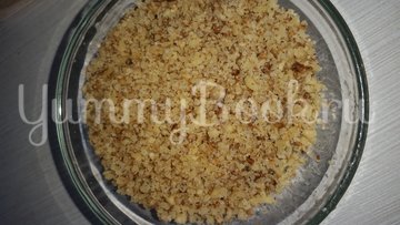 Салат из помидоров с орехами - шаг 3