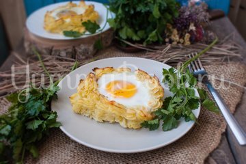 Картофельные гнёзда с начинкой - шаг 8
