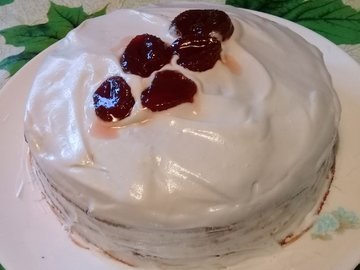 Блинный торт со взбитыми сливками