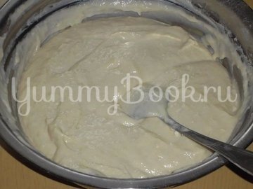 Заливной пирог с луком и яйцами в мультиварке - шаг 2