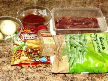 Жареная куриная печенка со стручковой фасолью - шаг 1