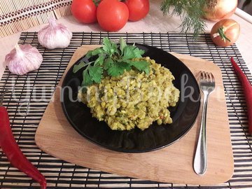 Пряная каша из зелёного гороха с луком - шаг 12