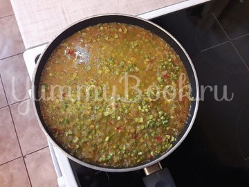 Пряная каша из зелёного гороха с луком - шаг 9