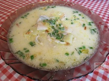 Суп с плавленым сыром и курицей 