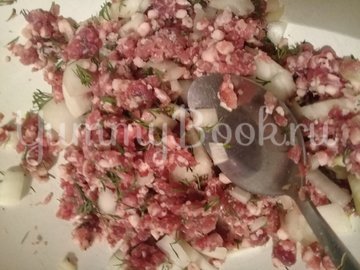 Мясные розочки от Натали (в мультиварке) - шаг 1