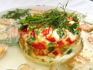 Куриный бульон с омлетом и зеленью - шаг 7