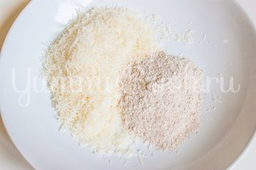 Кабачки в сырной панировке - шаг 1