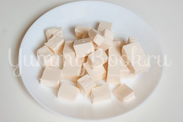 Суп-пюре с зелёным горошком и сыром - шаг 3
