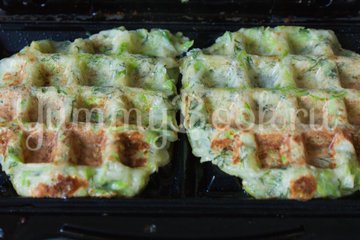 Кабачковые вафли - шаг 4