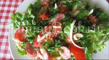Салат с сыром и охотничьими колбасками - шаг 4