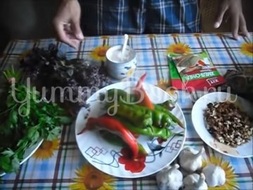 Аджика по-грузински (абхазская аджика, сухая аджика) - шаг 1