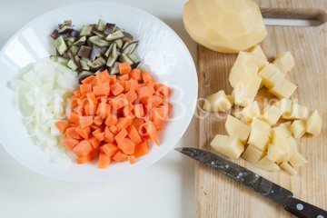 Постный суп с овсяными хлопьями - шаг 1