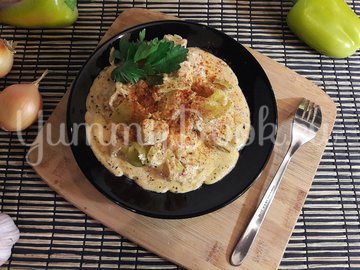 Куриное филе с болгарскими перцами в соусе с фетой - шаг 11