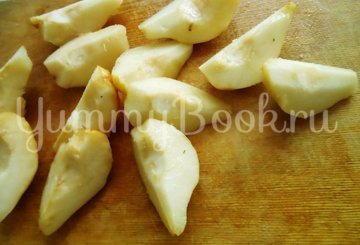 Карп, фаршированный грушами - шаг 6
