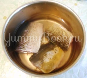 Карп, фаршированный грушами - шаг 4