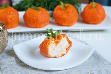 Новогодняя закуска "Мандаринки" - шаг 9