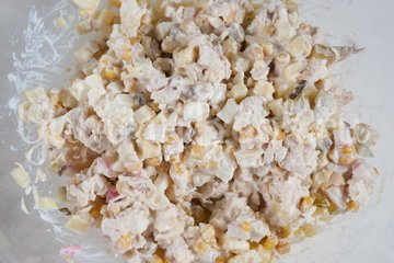 Новогодний салат со свечами - шаг 3