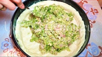 Открытый пирог с брокколи, курицей и сыром - шаг 4
