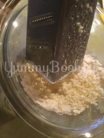 Слоеные рогалики с творогом - шаг 2