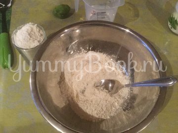 Слоеные рогалики с творогом - шаг 3