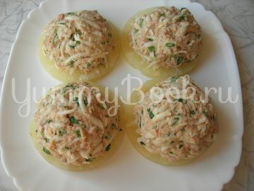 Праздничная закуска с тунцом на ананасовых кольцах - шаг 4