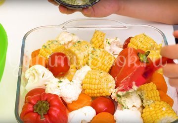 Сочная курочка с ароматным маслом - шаг 5
