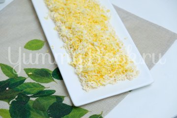 Крабовый салат «Новинка» - шаг 4