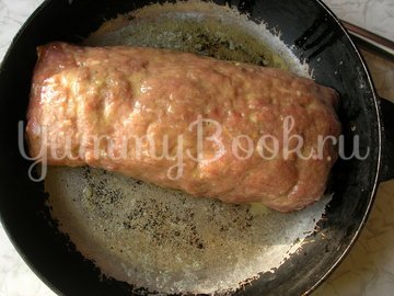 Мясной рулет с черносливом и орехами - шаг 6