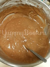 Пирог шоколадный с творожными шариками в мультиварке - шаг 5