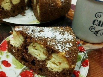  Пирог  шоколадный с творожными шариками в мультиварке