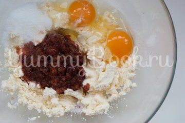 Сырники с ягодами - шаг 3